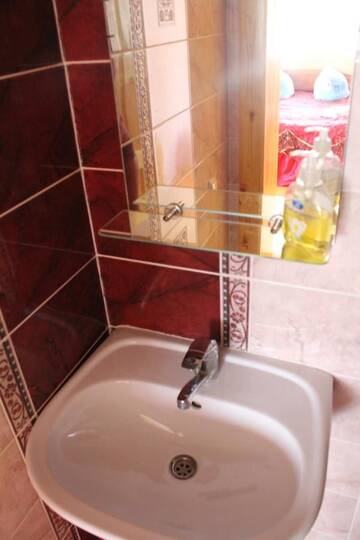 Фото номера Двухместный номер Делюкс с 1 кроватью и балконом Лоджи Cottage Gutsulia г. Яремче 4