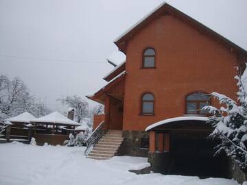 Фото номера Дом с 4 спальнями Дома для отпуска Villa VIP-Class г. Яремче 15