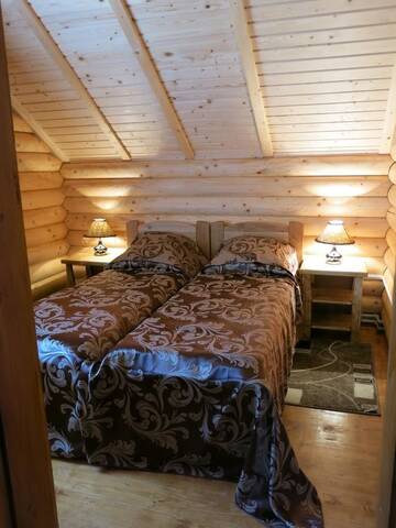 Фото номера Шале с 3 спальнями Лоджи Cottage Goyra г. Яремче 2