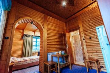 Фото номера Люкс с камином Отель U Yaroslava Hotel г. Яремче 9