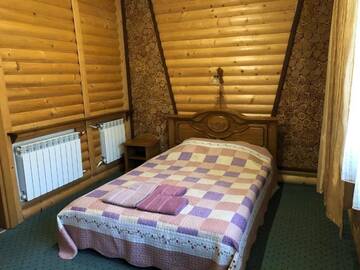 Фото номера Апартаменты с 2 спальнями и камином Отель U Yaroslava Hotel г. Яремче 14