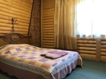 Фото номера Апартаменты с 2 спальнями и камином Отель U Yaroslava Hotel г. Яремче 16