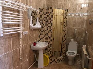 Фото номера Апартаменты с 2 спальнями и камином Отель U Yaroslava Hotel г. Яремче 18