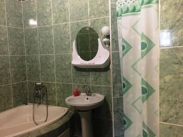 Фото номера Двухместный номер с 1 кроватью и собственной ванной комнатой Отель U Yaroslava Hotel г. Яремче 7