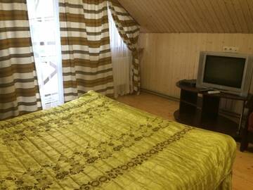 Фото номера Полулюкс с балконом Лоджи Guest House U Myrona г. Яремче 8
