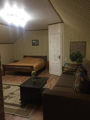 Фото номера Трехместный номер с балконом Лоджи Guest House U Myrona г. Яремче 11