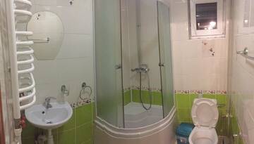 Фото номера Трехместный номер с видом на горы Лоджи Guest House U Myrona г. Яремче 4