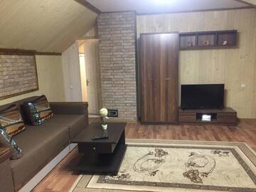 Фото номера Трехместный номер с балконом Лоджи Guest House U Myrona г. Яремче 8