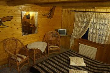 Фото номера Четырехместный номер Гостевой дом At Starunchakiv family г. Яремче 9