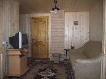 Фото номера Семейный номер с балконом Гостевой дом Guesthouse U Deda Viktora г. Яремче 3