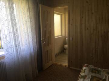 Фото номера Cемейный номер с собственной ванной комнатой Гостевой дом Guest house Zatishniy dvir г. Яремче 4
