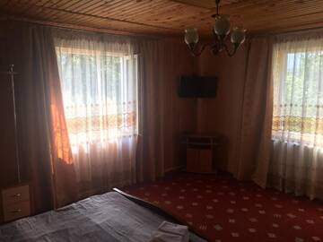 Фото номера Cемейный номер с собственной ванной комнатой Гостевой дом Guest house Zatishniy dvir г. Яремче 9