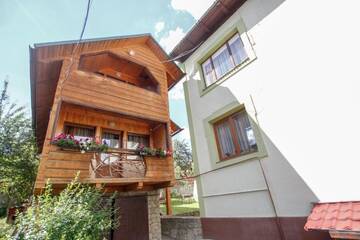 Фото номера Коттедж (6 взрослых) Гостевой дом Guest House Arnika г. Яремче 2