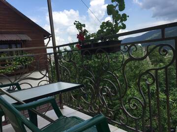 Фото номера Стандартный двухместный номер с 1 кроватью Гостевой дом Guest House Arnika г. Яремче 5