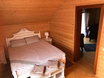 Фото номера Люкс с балконом Гостевой дом Садыба Валерча г. Яремче 6