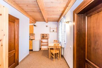 Фото номера Семейный номер с террасой Отель ATAVA family house г. Яремче 3