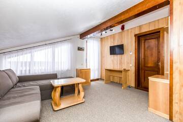 Фото номера Двухместный номер Делюкс с 1 кроватью и террасой Отель ATAVA family house г. Яремче 2
