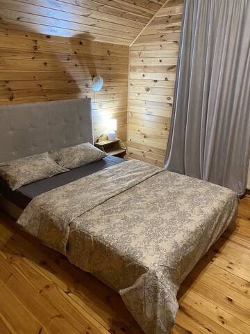 Фото номера Двухместный номер Делюкс с 1 кроватью и дополнительной кроватью Гостевой дом Girske Povitrya Cottage г. Яремче 7