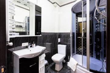 Фото номера Люкс с балконом Отель Premier г. Яремче 13