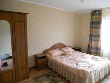 Фото номера Трехместный номер с видом на горы Гостевой дом Guest House Ivanna г. Яремче 6