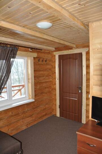 Фото номера Стандартный трехместный номер Гостевой дом Guest House Svitliza г. Яремче 7
