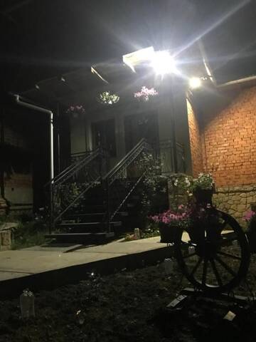 Фото номера Дом с 4 спальнями Дома для отпуска Небосхил г. Яремче 28