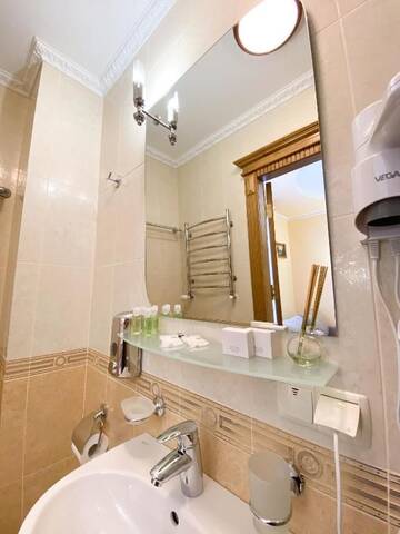 Фото номера Двухместный номер с 1 кроватью Отель Петрос Family Hotel г. Яремче 10