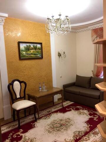 Фото номера Трехместный номер Делюкс Отель Петрос Family Hotel г. Яремче 4