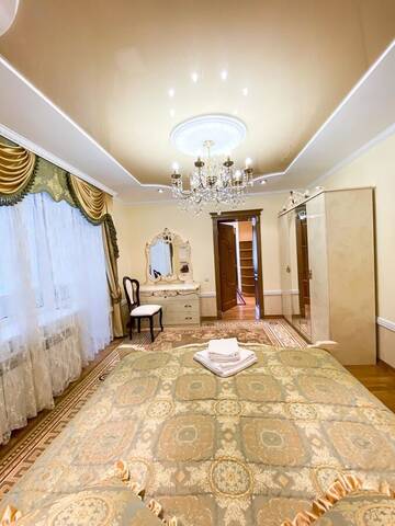 Фото номера Трехместный номер «Комфорт» Отель Петрос Family Hotel г. Яремче 3