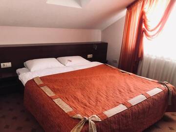 Фото номера Двухместный номер с 1 кроватью и видом на горы Отель Gerdan Hotel г. Яремче 10