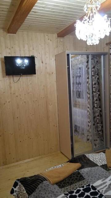Фото номера Двухместный номер Делюкс с 1 кроватью Гостевой дом Базилік г. Яремче 6
