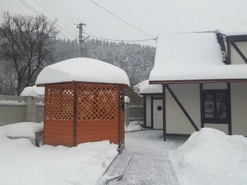 Фото номера Дом с 3 спальнями Дома для отпуска У Насті г. Яремче 13